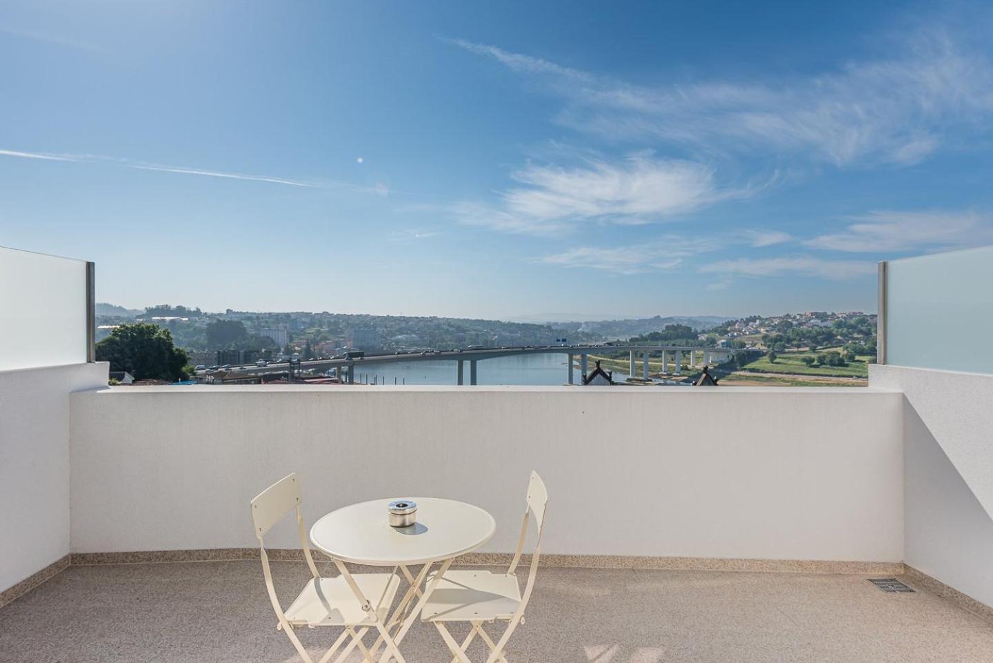 Guestready - Freixo Island - Douro Views Lägenhet OOporto Exteriör bild